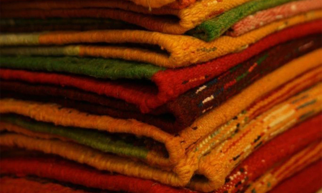 From Pasture to Masterpiece: Wool’s Journey in Moroccan Rugs