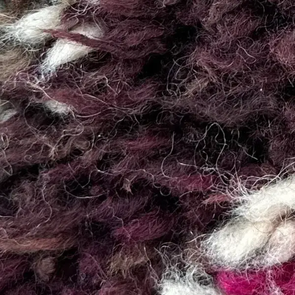 Dark red-brown color swatch from the pink family in the Atlas product line.