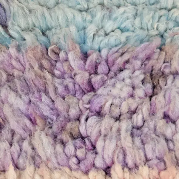 Light gray-mauve minimalist rug with a pink undertone